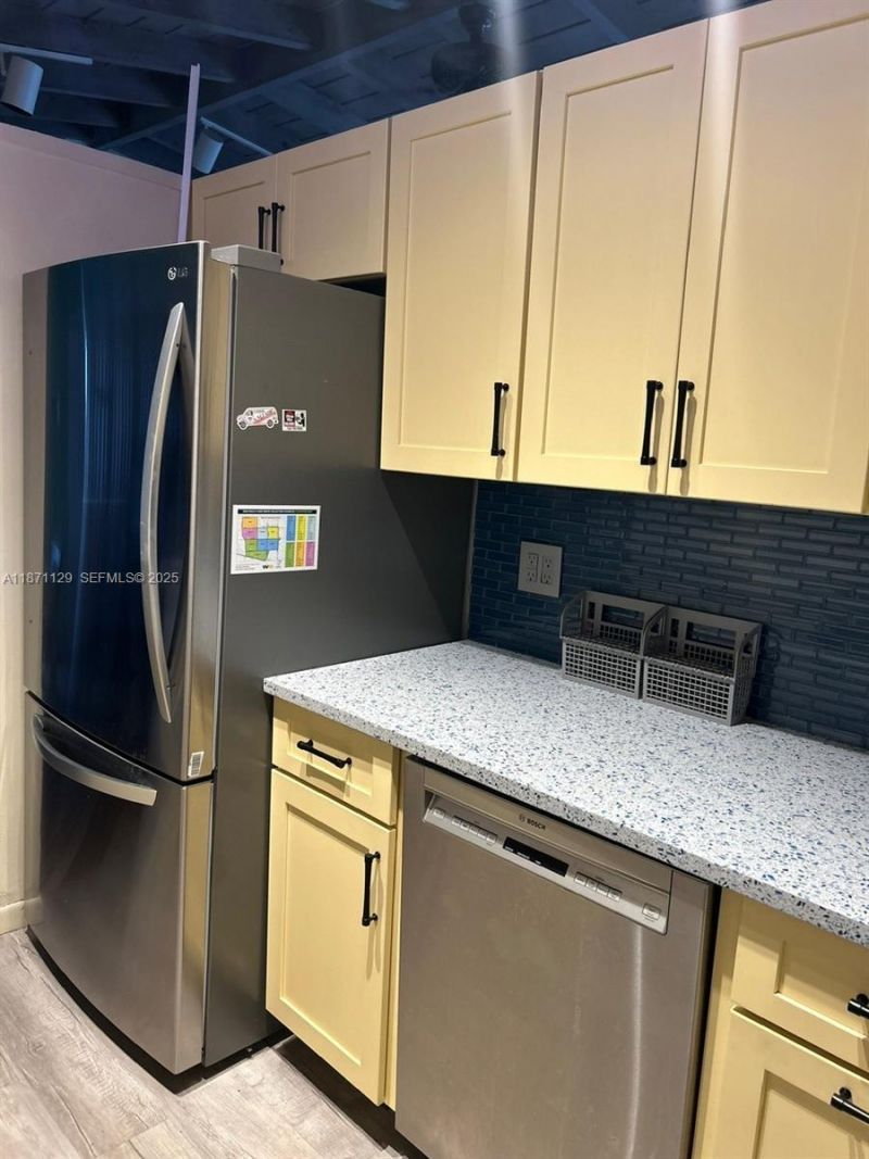 881 SW 49th Ter, Plantation, FL 33317 Photo