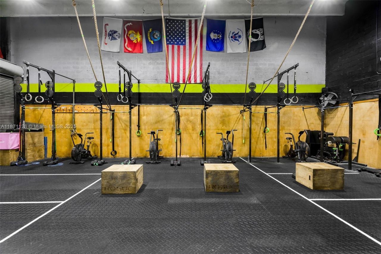 2451 NW 109th Ave, Unit 6, Sweetwater, FL 33172 Photo