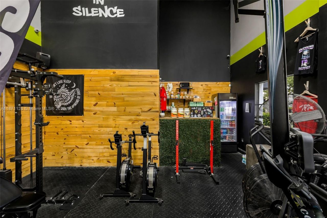 2451 NW 109th Ave, Unit 6, Sweetwater, FL 33172 Photo