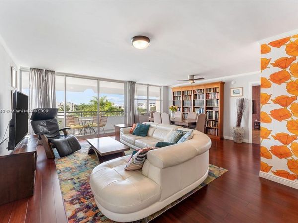 1080 94th St, Unit 612, Bay Harbor Islands, FL 33154