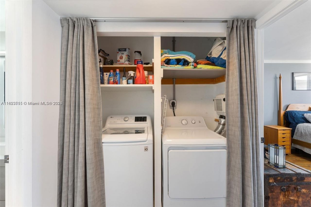 1080 94th St, Unit 612, Bay Harbor Islands, FL 33154 Photo