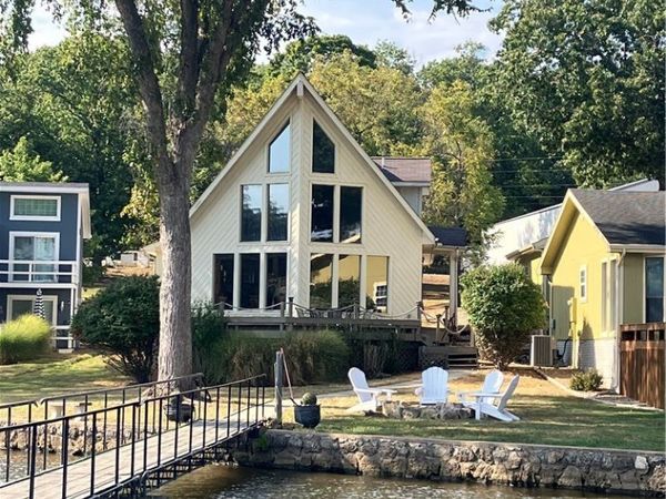 52 Paradise Valley Road, Gravois Mills, MO 65037