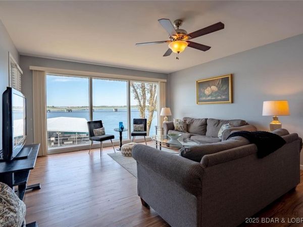 875 Parkside Place, Unit A206, Osage Beach, MO 65065