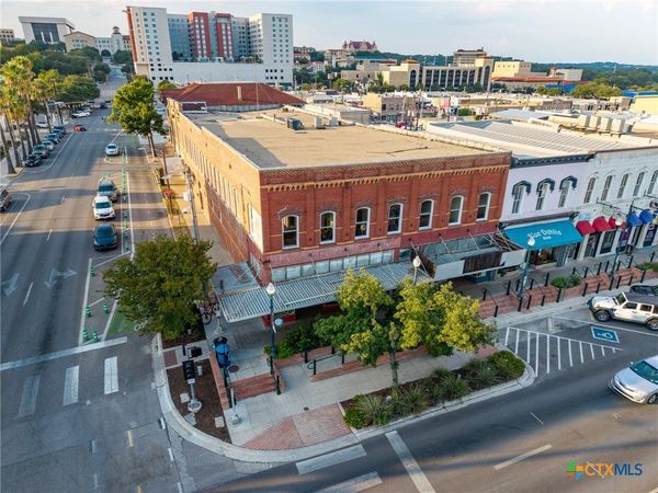 101 E Hopkins Street , San Marcos, TX 78666