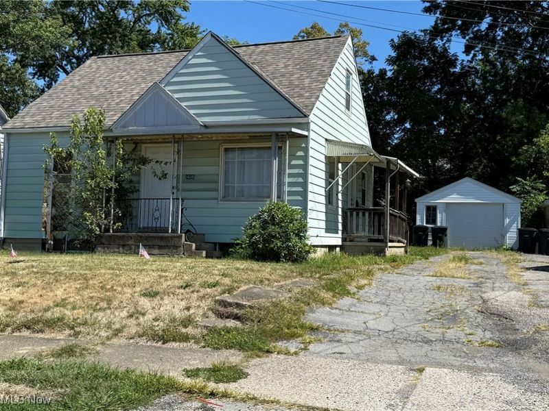 1630 Bonnie Brae Avenue NE, Warren, OH 44483 Photo 2