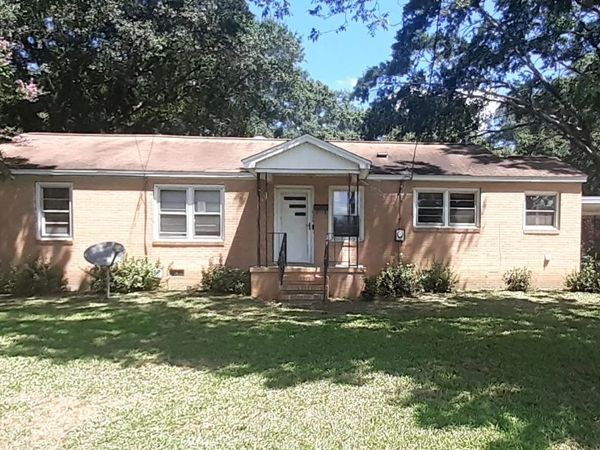 1020 Hickory Drive, Elberton, GA 30635