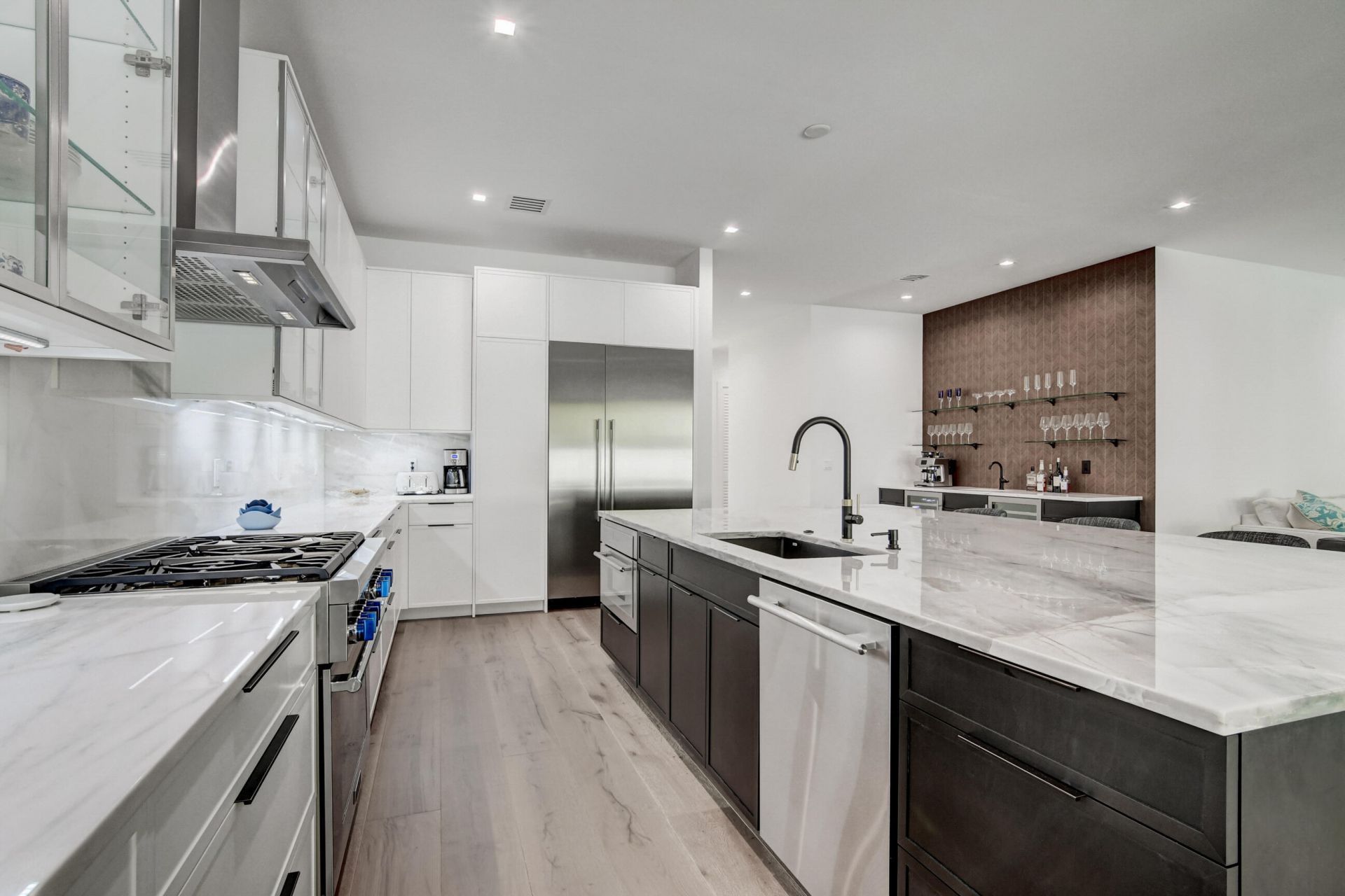 369 Orange Way, West Palm Beach, FL 33405 Photo