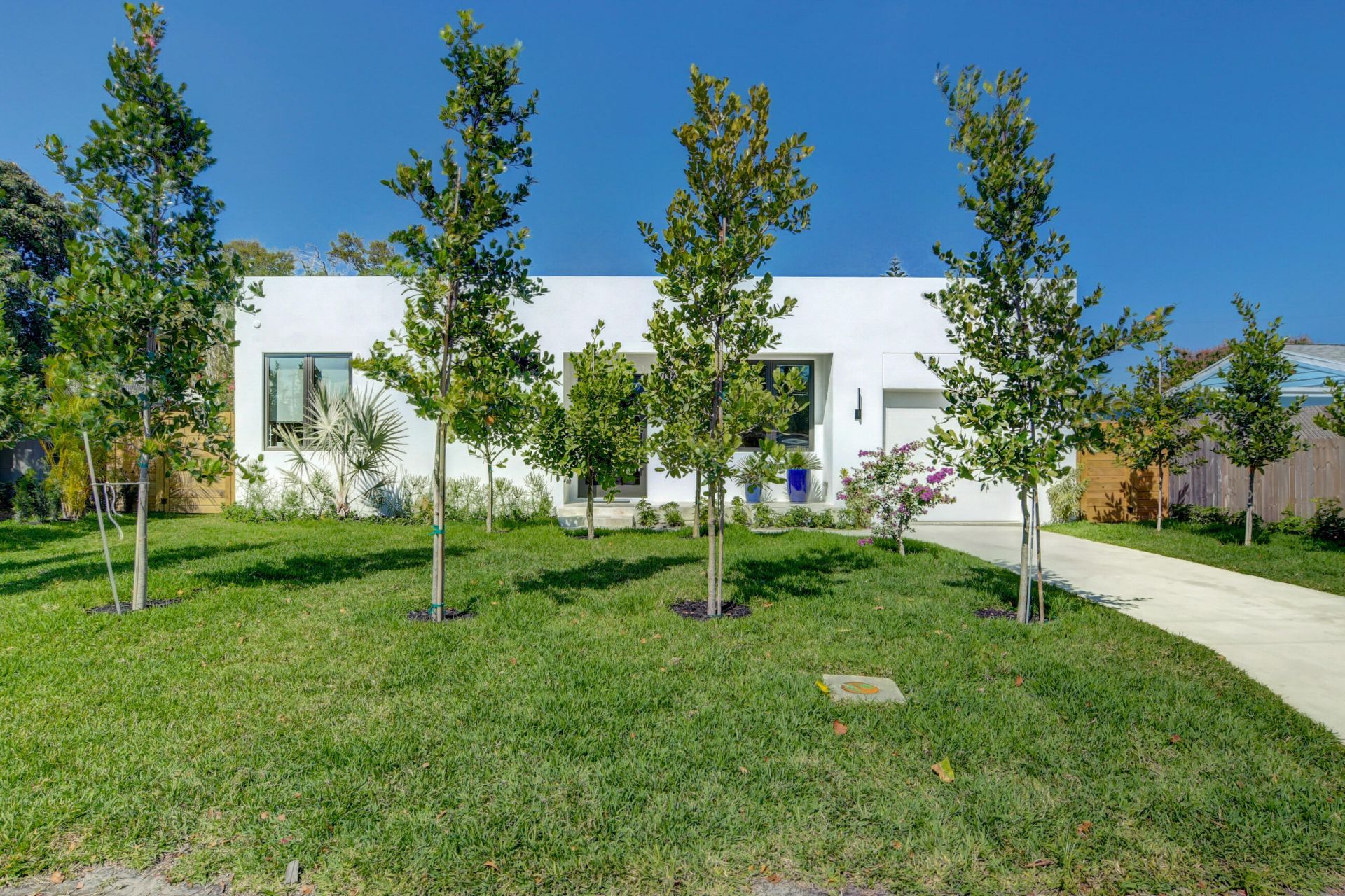 369 Orange Way, West Palm Beach, FL 33405 Photo