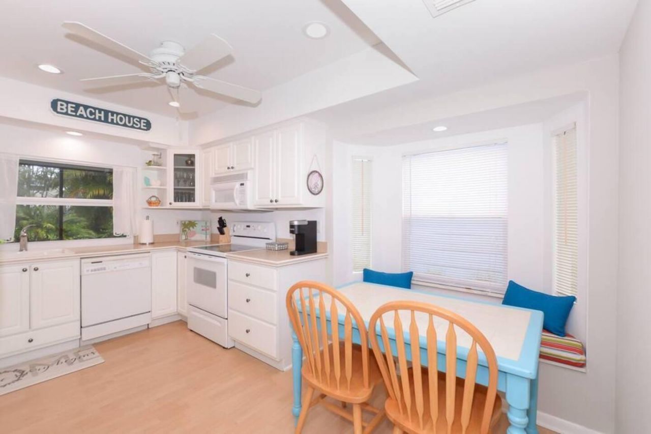 3267 NE Catamaran Terrace, Jensen Beach, FL 34957 Photo