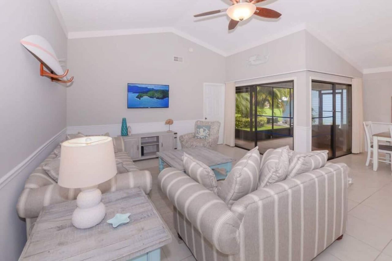 3267 NE Catamaran Terrace, Jensen Beach, FL 34957 Photo