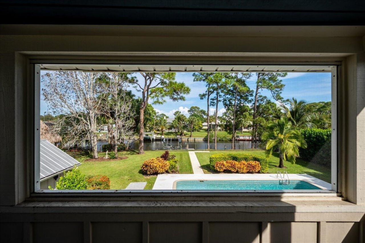1947 NW Palmetto Terrace, Stuart, FL 34994 Photo