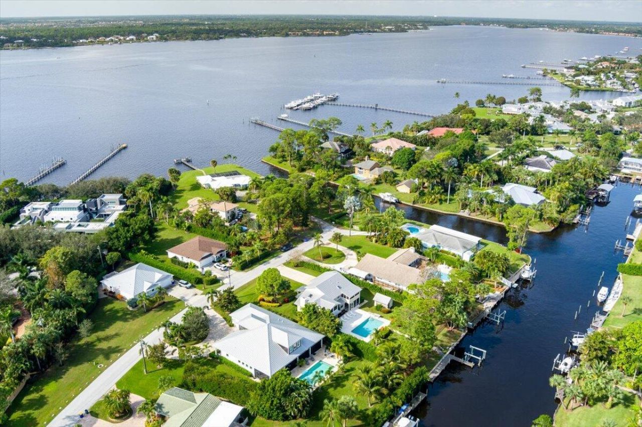 1947 NW Palmetto Terrace, Stuart, FL 34994 Photo