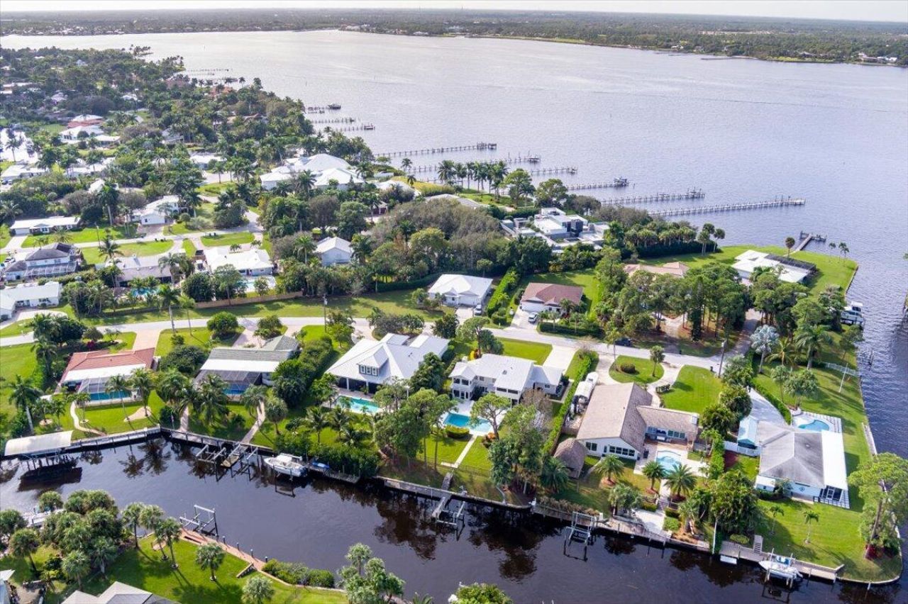 1947 NW Palmetto Terrace, Stuart, FL 34994 Photo