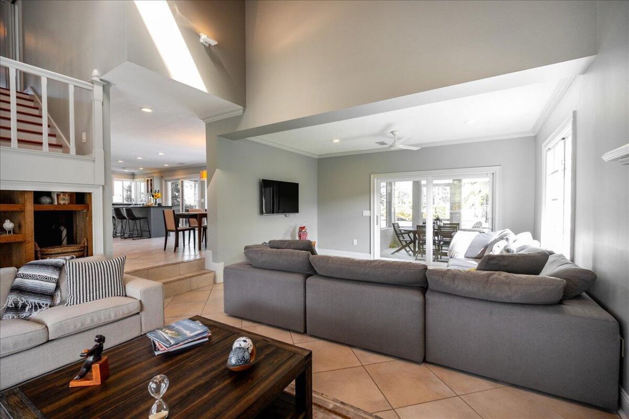 1947 NW Palmetto Terrace, Stuart, FL 34994 Photo