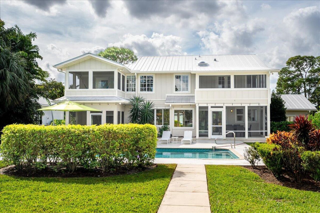 1947 NW Palmetto Terrace, Stuart, FL 34994 Photo