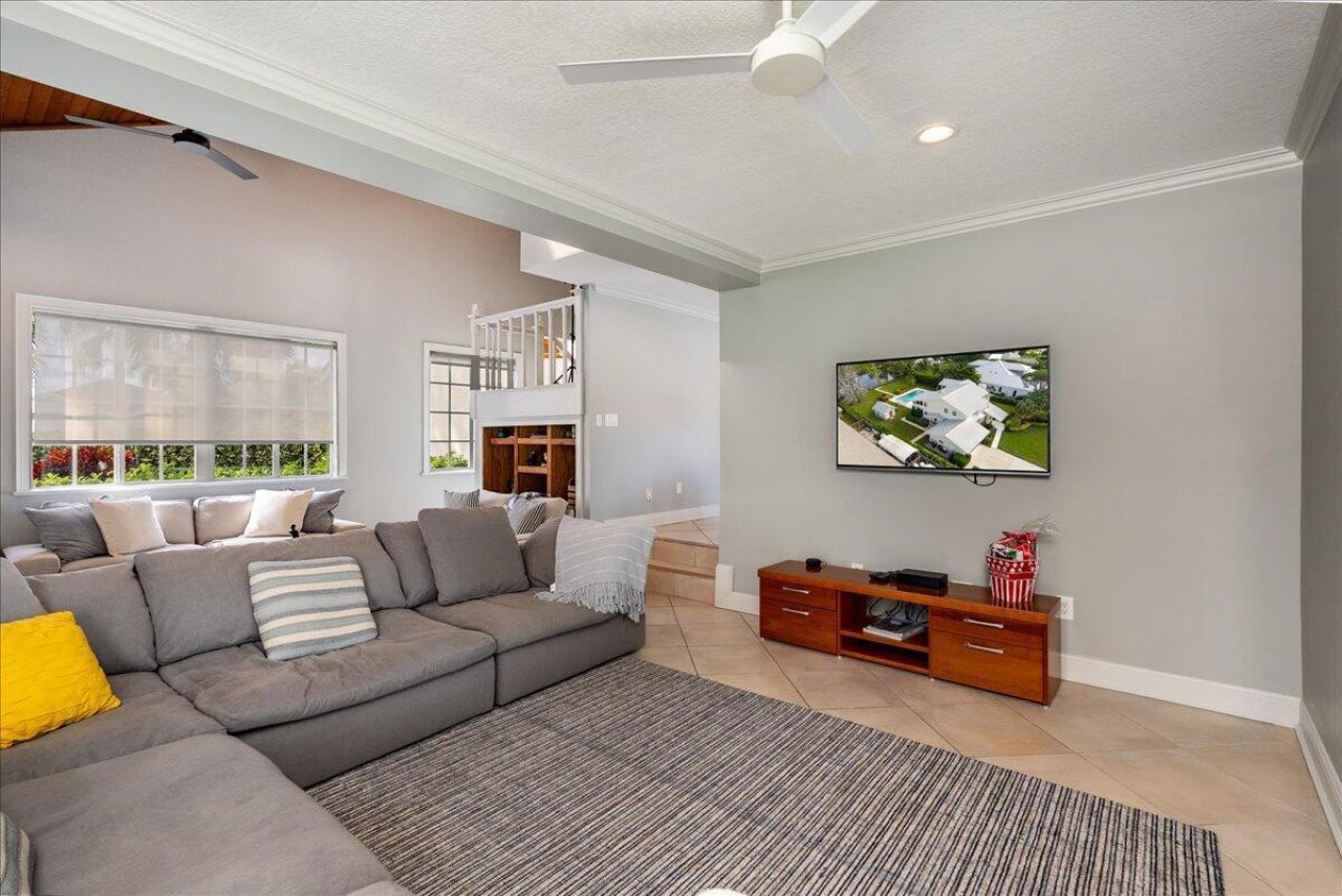1947 NW Palmetto Terrace, Stuart, FL 34994 Photo