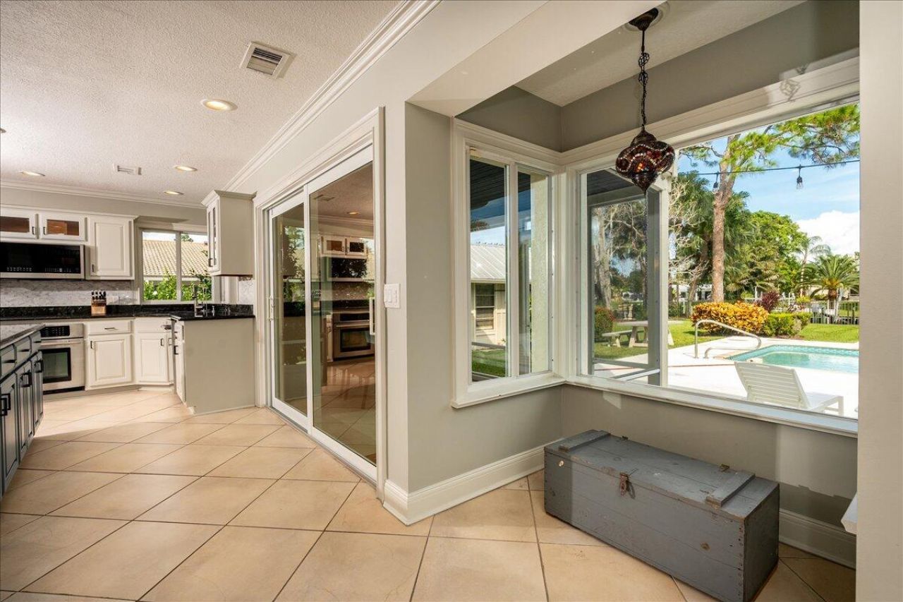 1947 NW Palmetto Terrace, Stuart, FL 34994 Photo