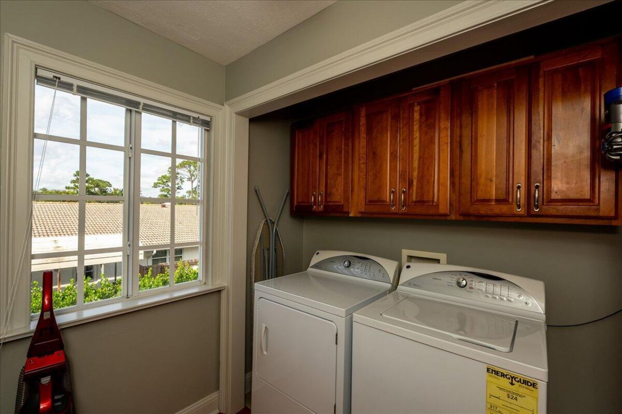 1947 NW Palmetto Terrace, Stuart, FL 34994 Photo