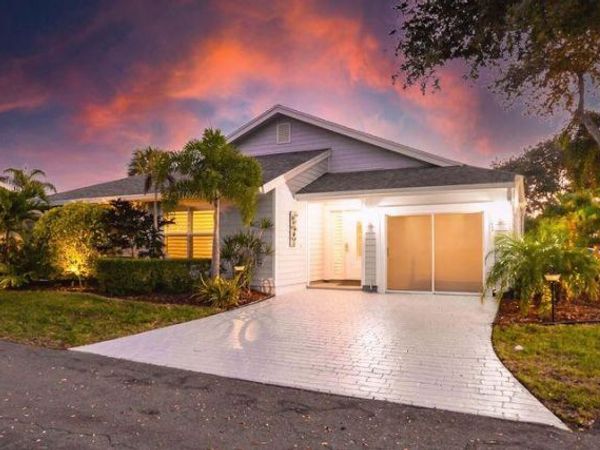 4041 NE Breakwater Drive, Jensen Beach, FL 34957