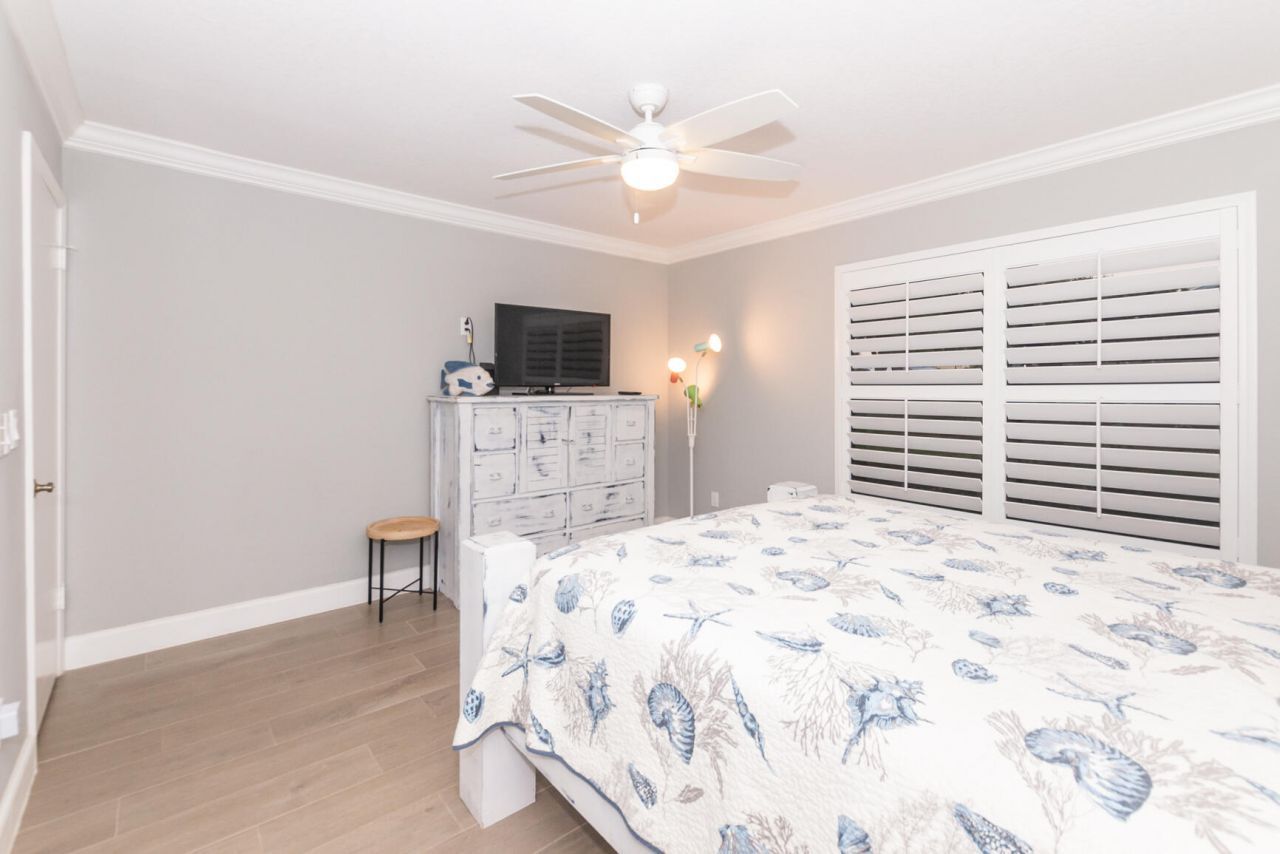 4041 NE Breakwater Drive, Jensen Beach, FL 34957 Photo