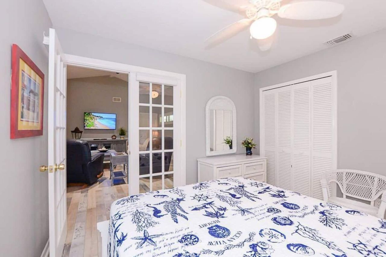 4031 NE Breakwater Drive, Jensen Beach, FL 34957 Photo