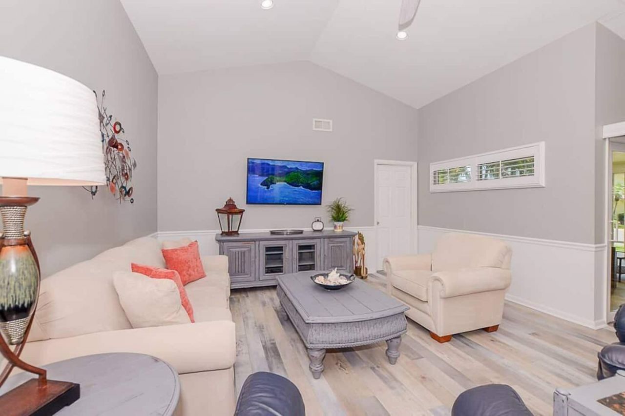 4031 NE Breakwater Drive, Jensen Beach, FL 34957 Photo
