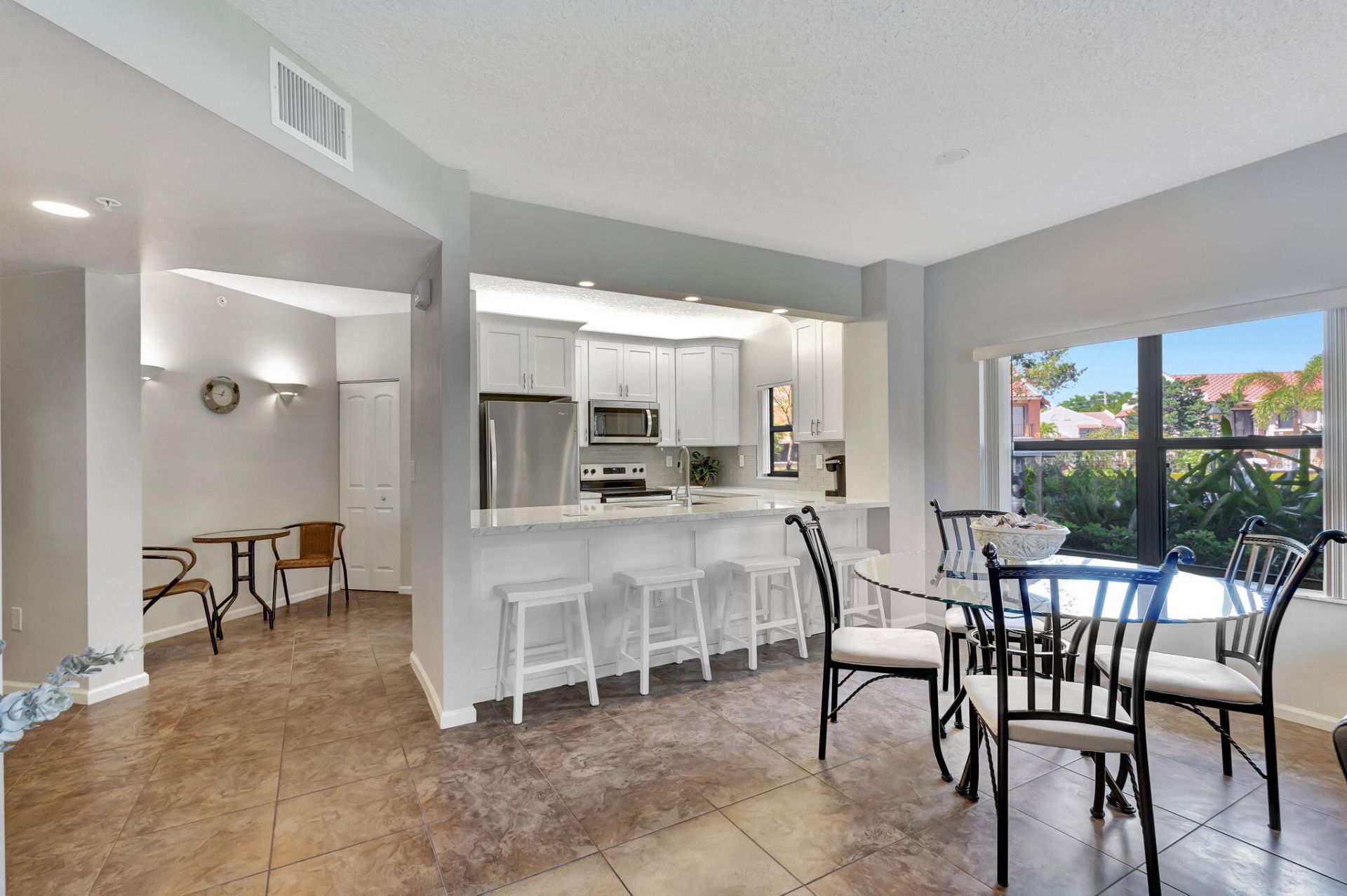 300 Uno Lago Drive, Unit 101, Juno Beach, FL 33408 Photo
