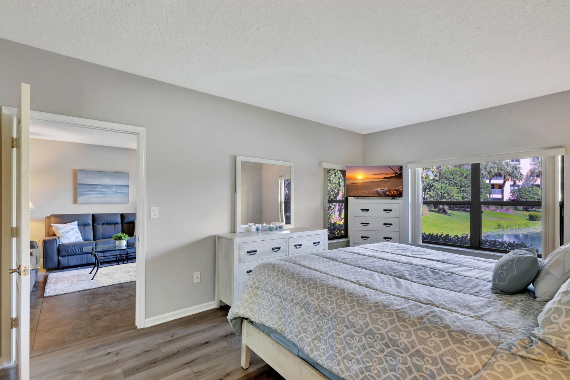 300 Uno Lago Drive, Unit 101, Juno Beach, FL 33408 Photo