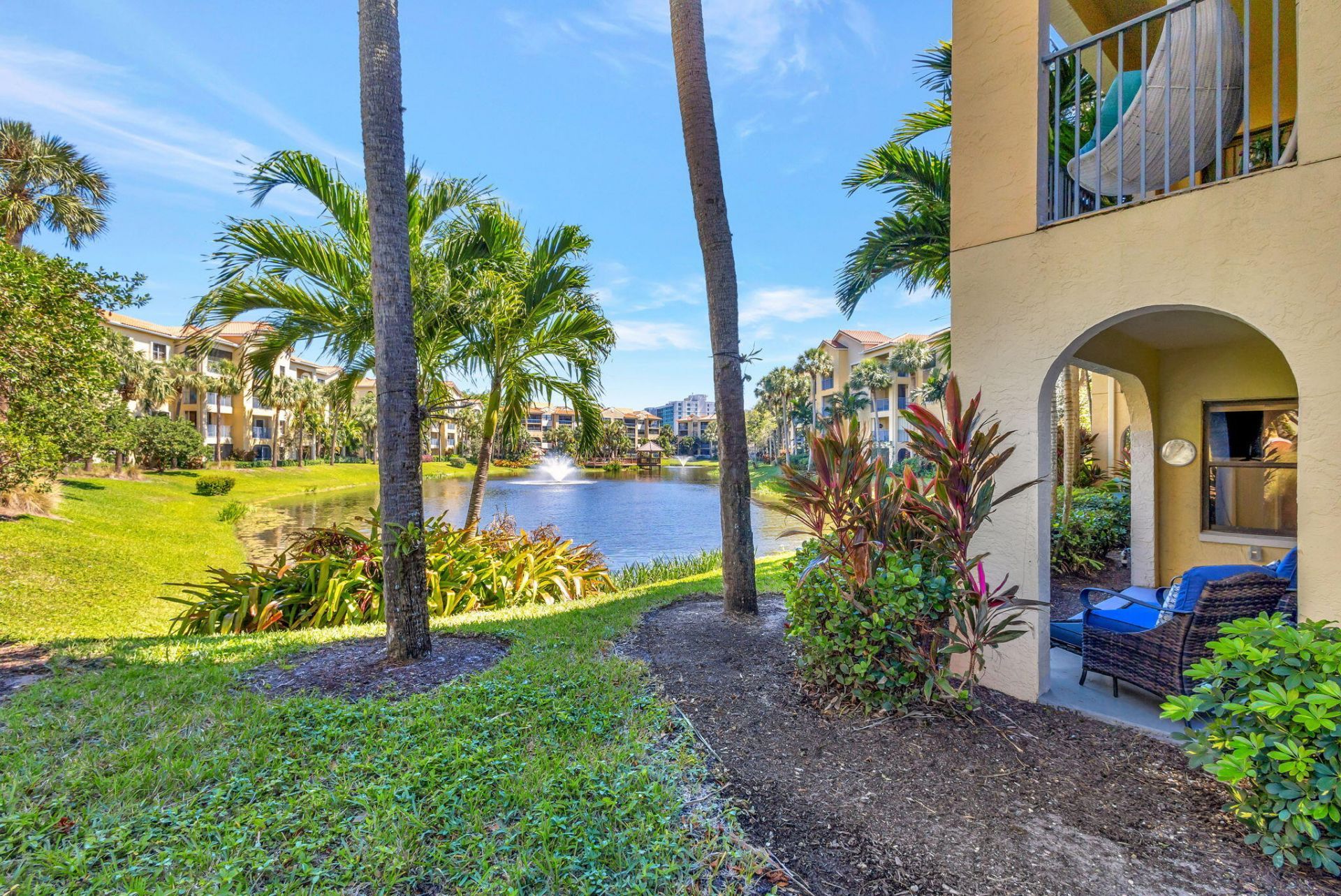 300 Uno Lago Drive, Unit 101, Juno Beach, FL 33408 Photo