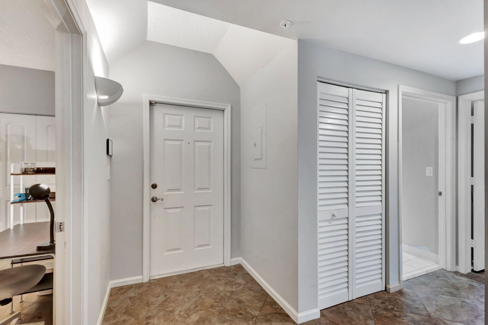 300 Uno Lago Drive, Unit 101, Juno Beach, FL 33408 Photo