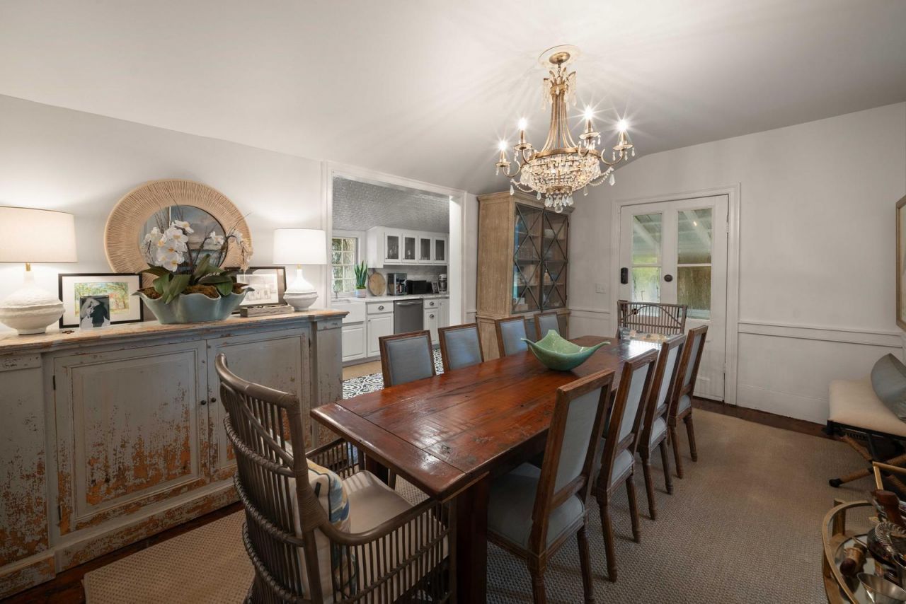 127 Oak Street Photo 13