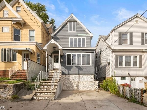 43 W 43Rd St, Bayonne, NJ 07002