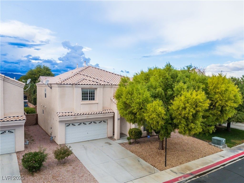 7633 Rainbow Cove Drive, Las Vegas, NV 89131 Main Photo
