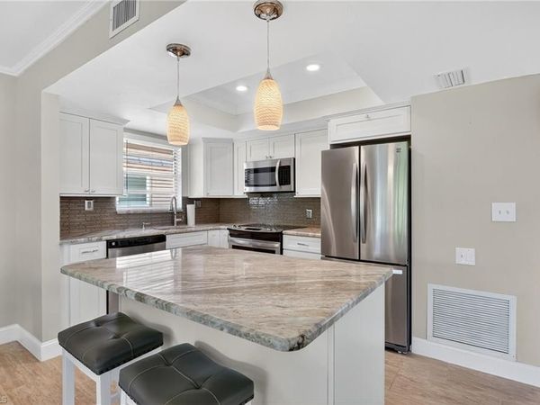 1549 Sandpiper ST, Unit 36, NAPLES, FL 34102