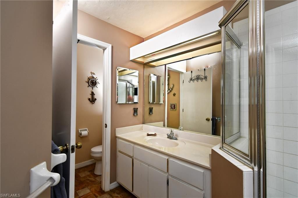 622 Weston Rd, Lehigh Acres, FL 33936 Photo