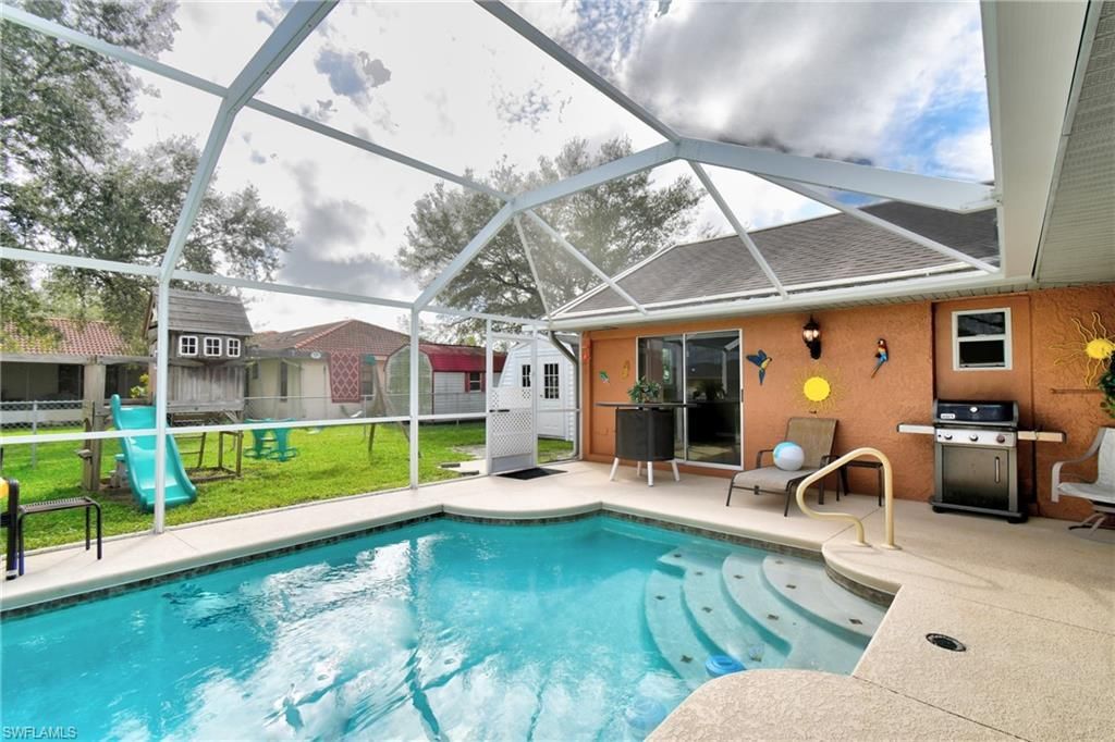 622 Weston Rd, Lehigh Acres, FL 33936 Photo