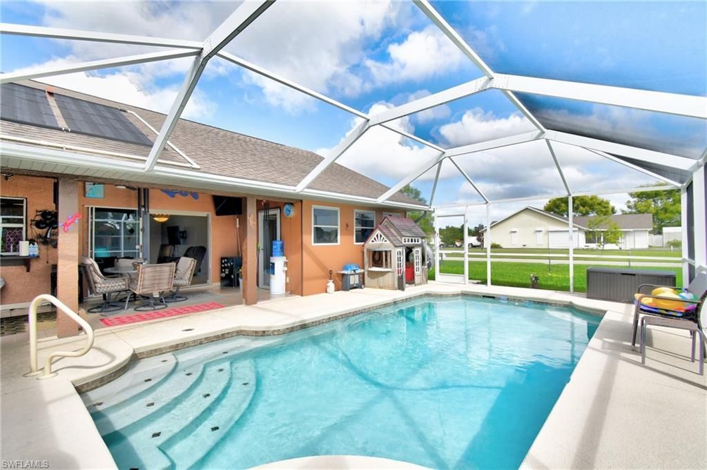 622 Weston Rd, Lehigh Acres, FL 33936 Photo