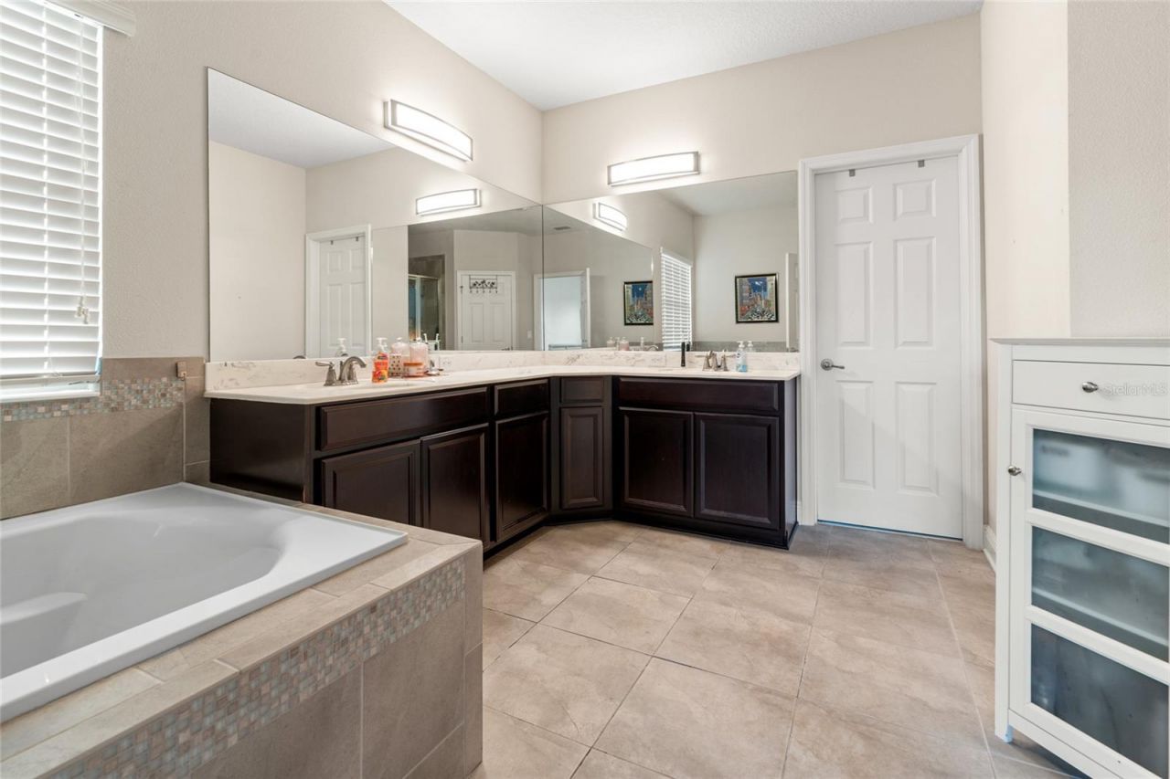 19813 Wellington Manor Boulevard, Lutz, FL 33549 Photo