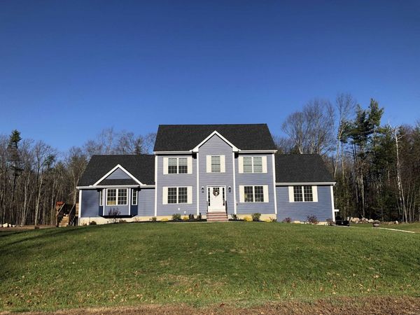 6 Blaisdell Court, Raymond, NH 03077