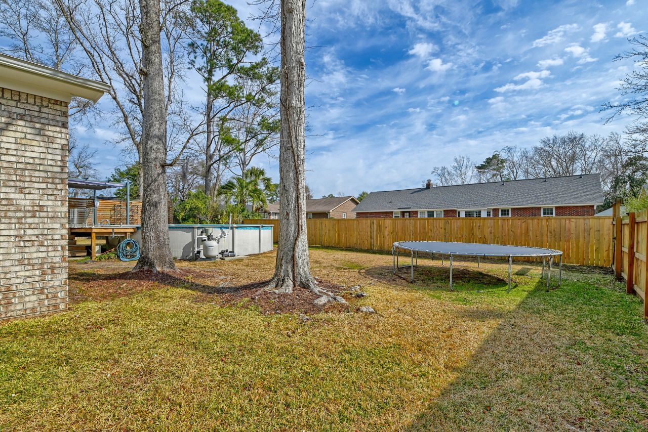 803 Eastern White Pines Road Photo 10