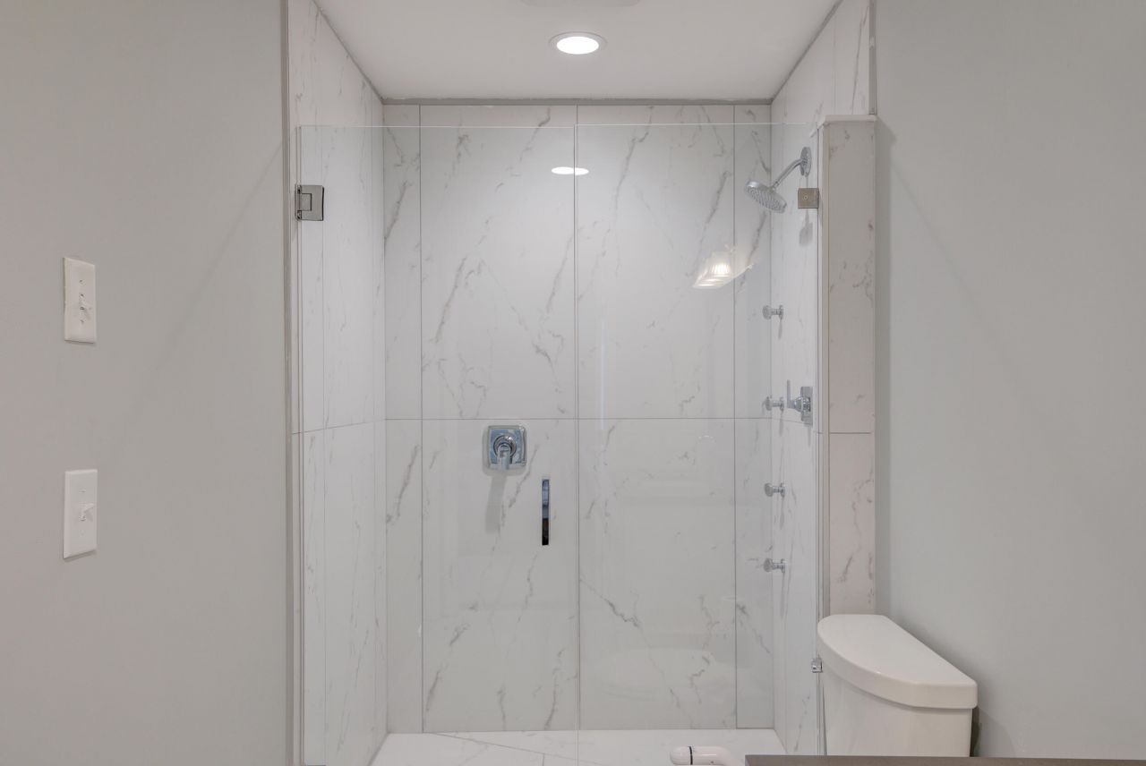 803 Eastern White Pines Road Photo 17