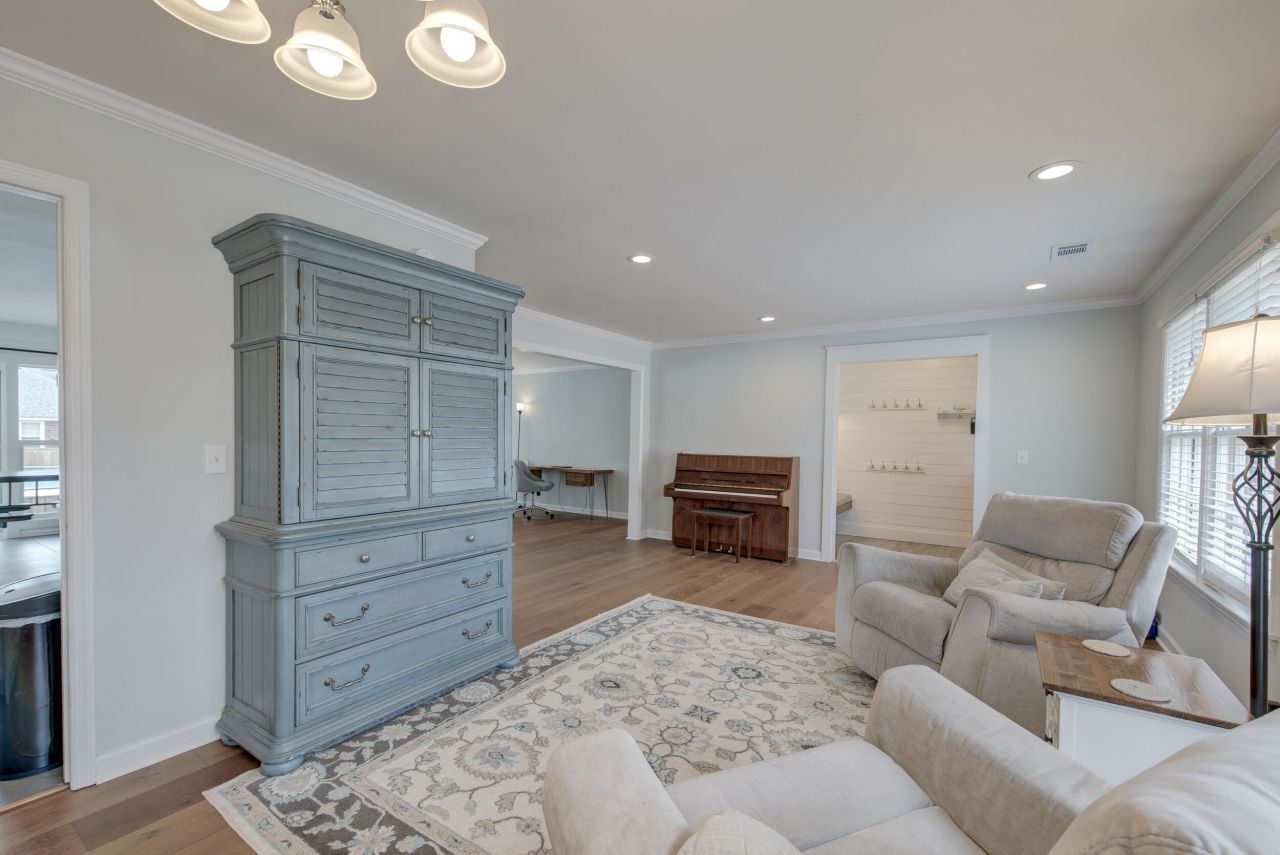 803 Eastern White Pines Road Photo 35