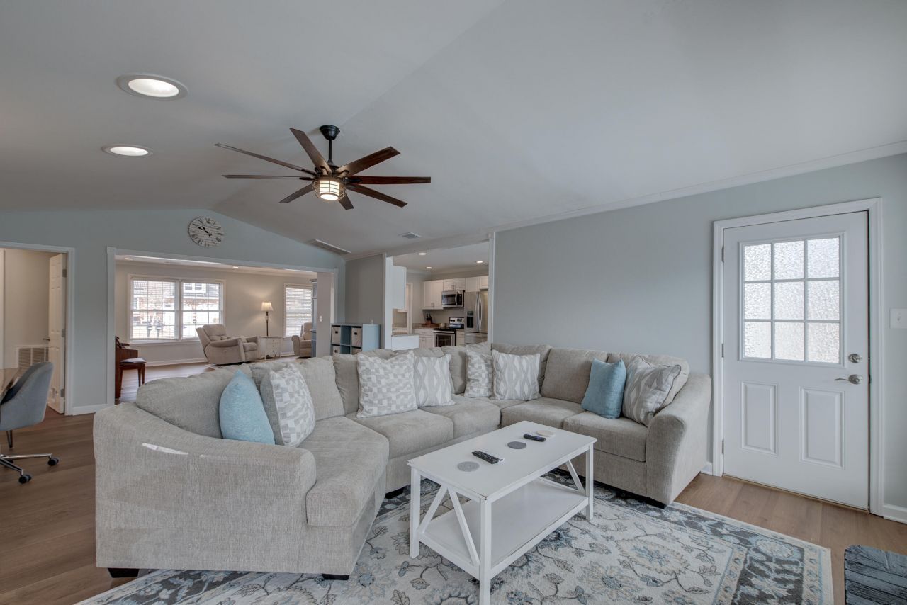 803 Eastern White Pines Road Photo 36