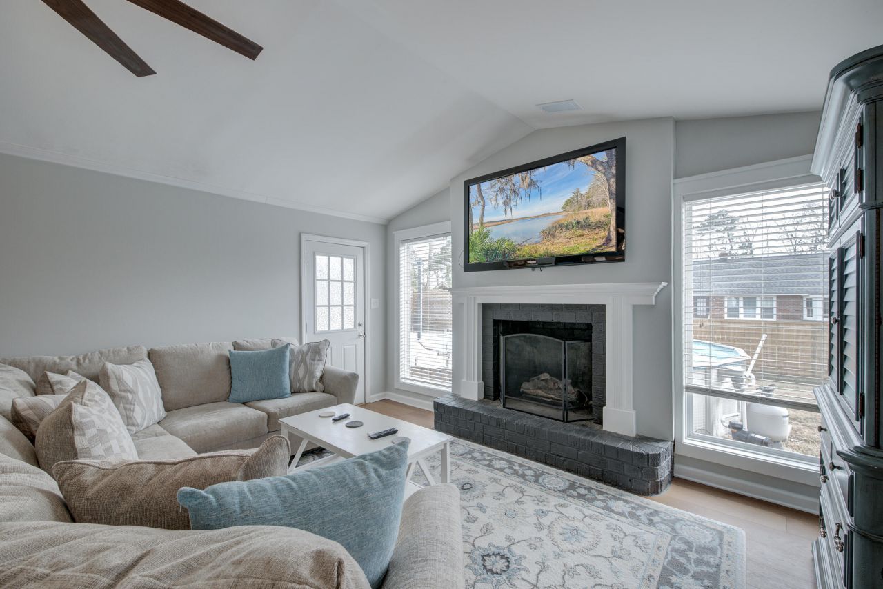 803 Eastern White Pines Road Photo 38