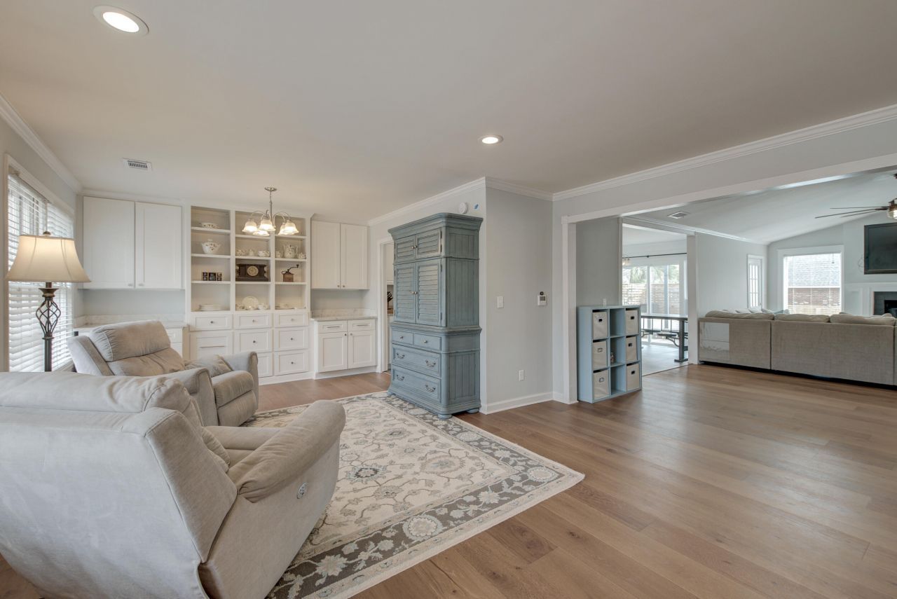 803 Eastern White Pines Road Photo 4