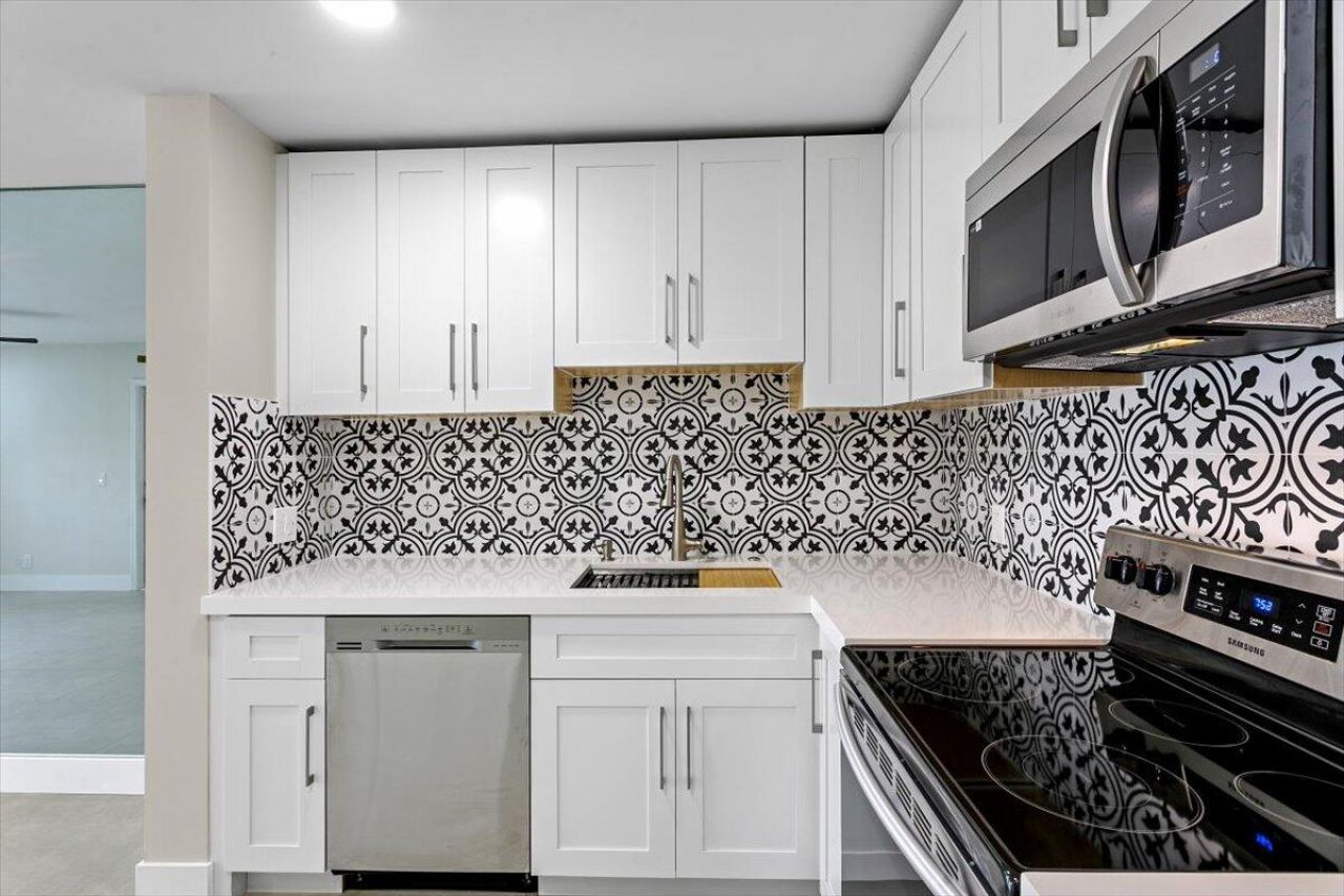 700 Waterside Drive, Hypoluxo, FL 33462 Photo