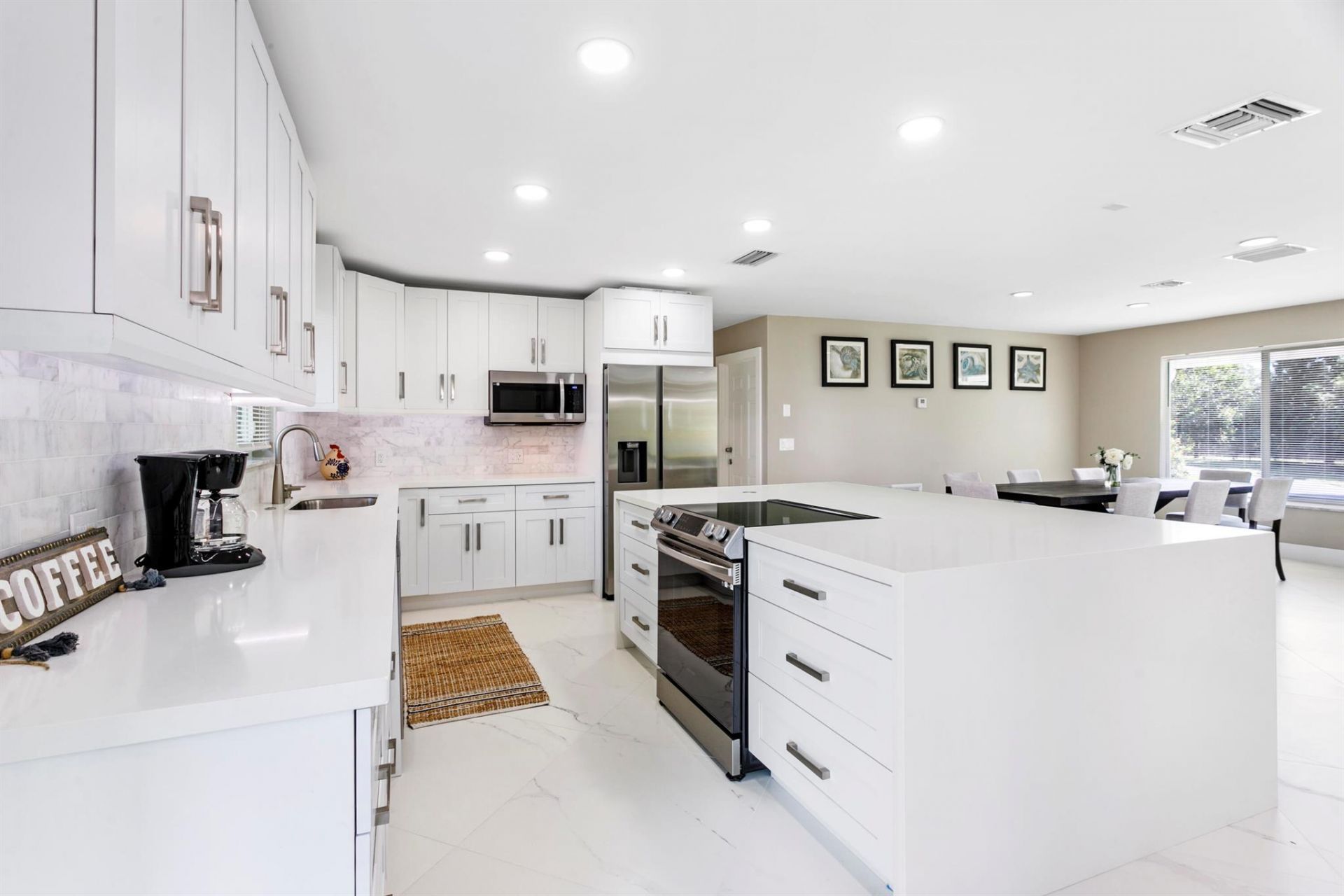 5200 Club Road, Haverhill, FL 33415 Photo