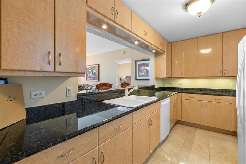 801 Brickell Key Boulevard, Unit 2903, Miami, FL 33131 Photo