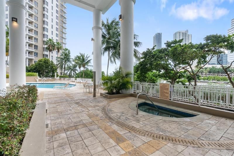 801 Brickell Key Boulevard, Unit 2903, Miami, FL 33131 Photo