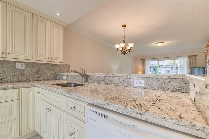 5071 W Oakland Park Boulevard, Unit 204, Lauderdale Lakes, FL 33313 Photo